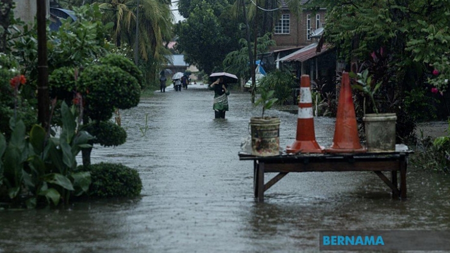 Lũ lụt ở Malaysia diễn biến phức tạp trở lại, hơn 1.500 người đi sơ tán